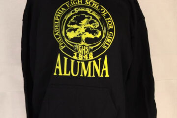 Proud Alumna Hoodie - black